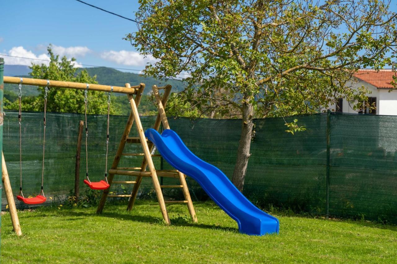 בוזט Villa Butoniga Nature מראה חיצוני תמונה