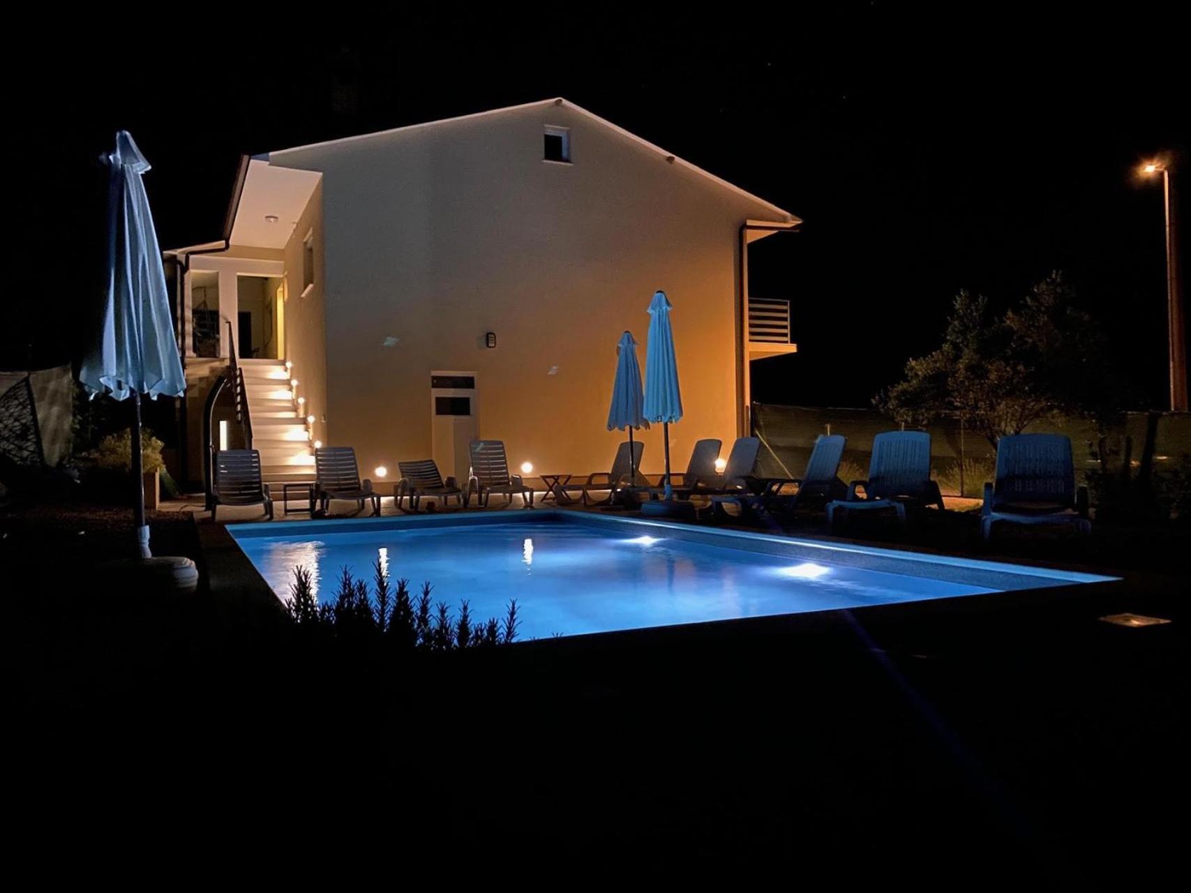 בוזט Villa Butoniga Nature מראה חיצוני תמונה